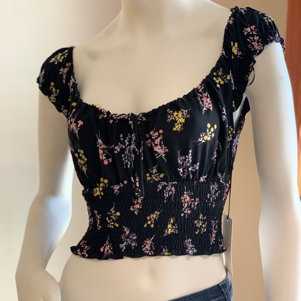 Cotton Candy LA Floral Crop Top - Picture 2 of 8
